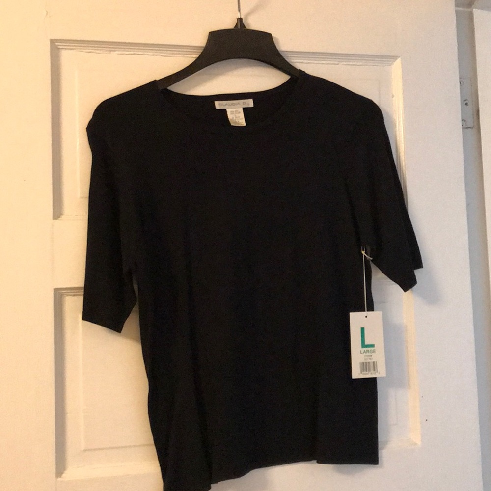Black silk and nylon short sleeve knit top